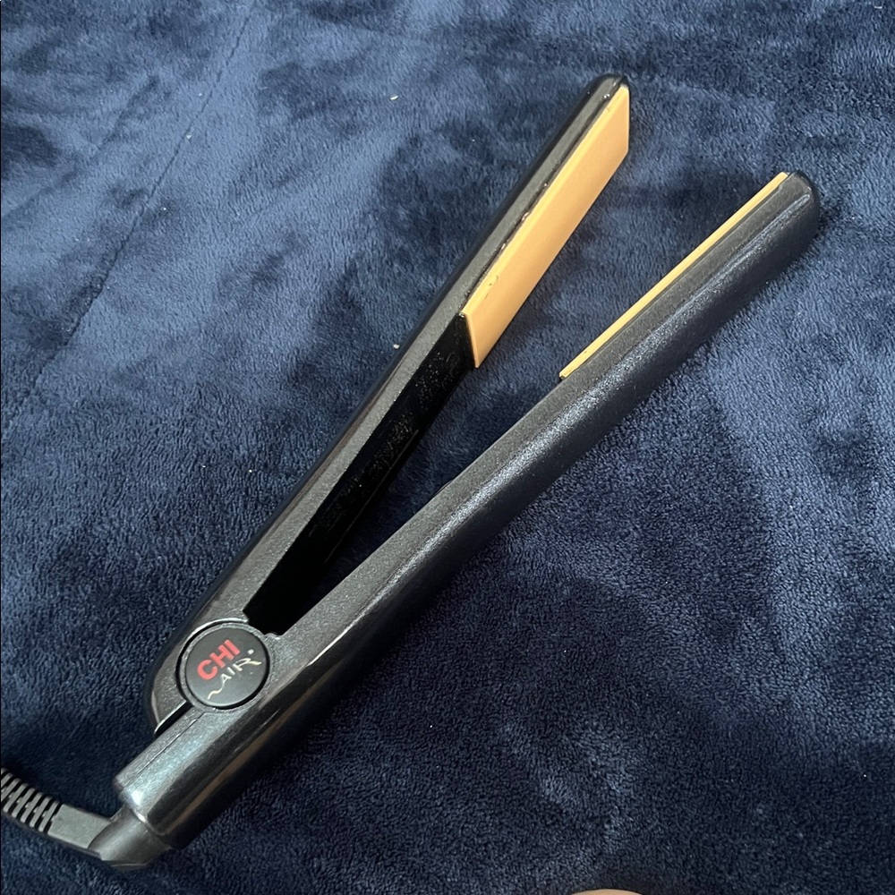 CHI Black and Gold Hair Straightener